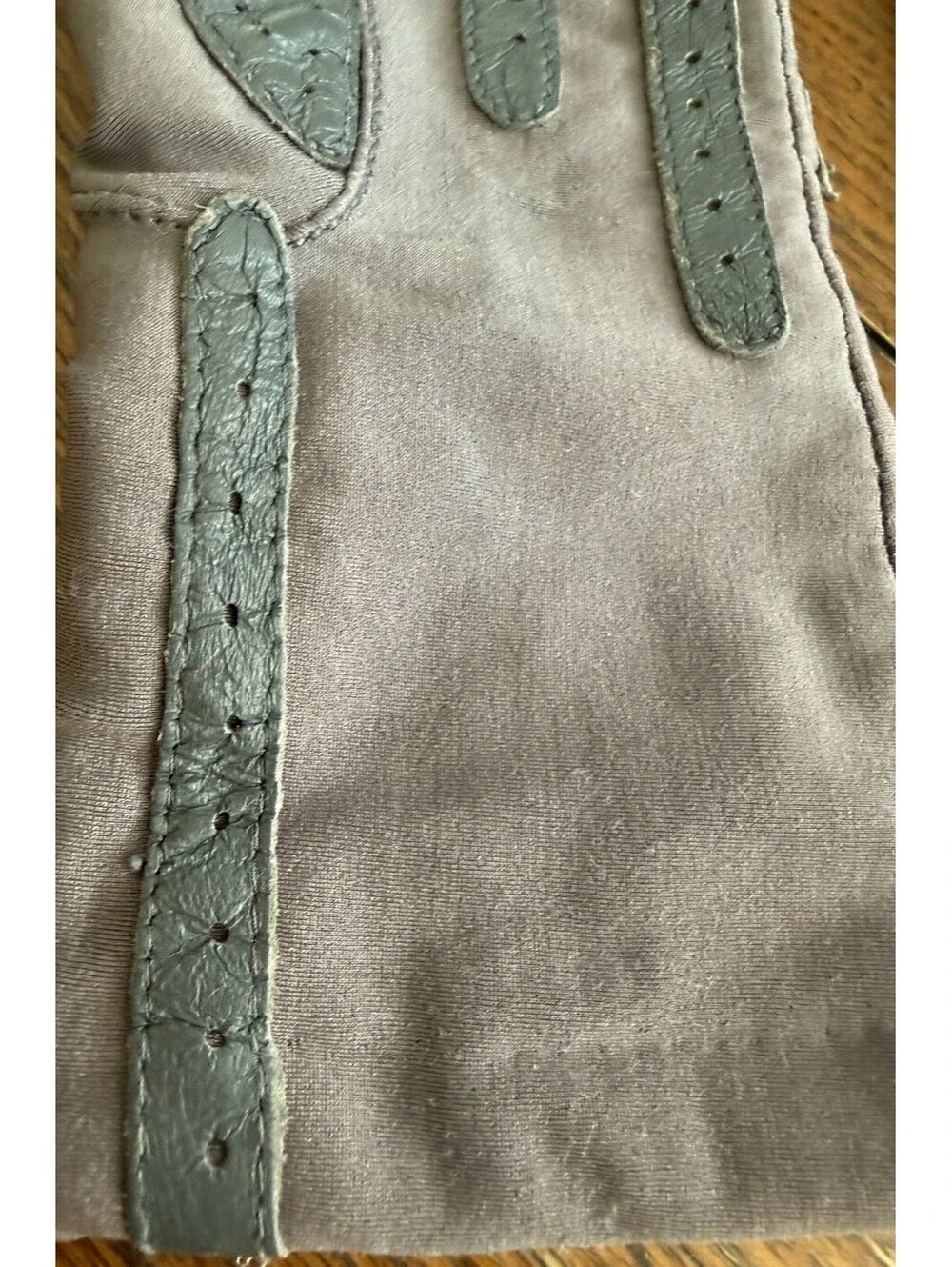 Isotoner gray women’s